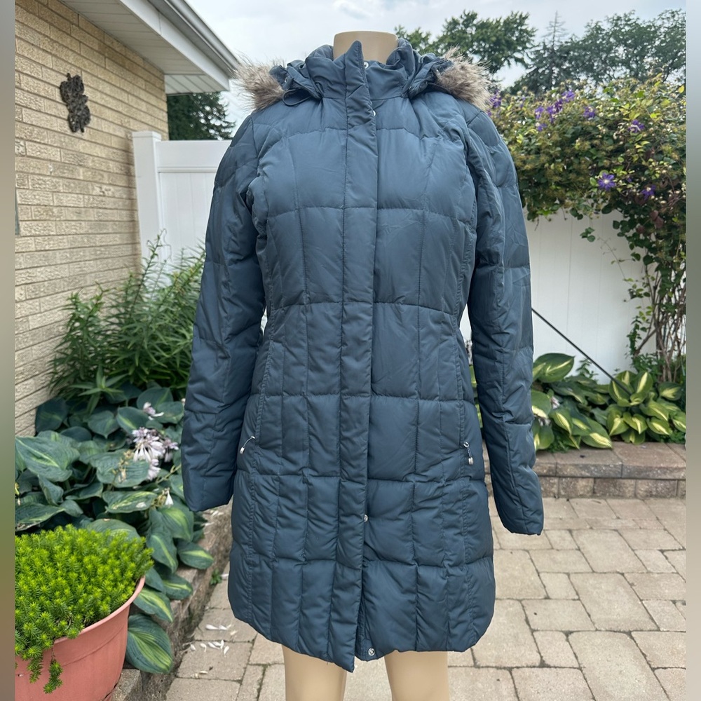Eddie Bauer Women's Lodge Down Parka size S
